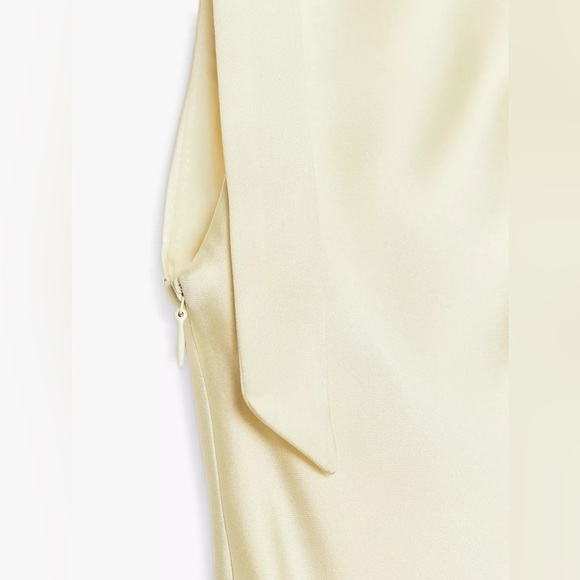 🔥🔥Zara satin Maxi Dress - Picture 6 of 6